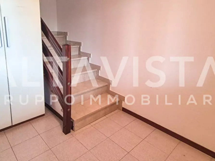 Immagine 12 di Villa in vendita  in Via Papa Ercoliano a Desenzano Del Garda