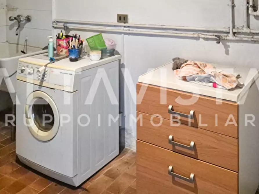 Immagine 20 di Villa in vendita  in Via Papa Ercoliano a Desenzano Del Garda