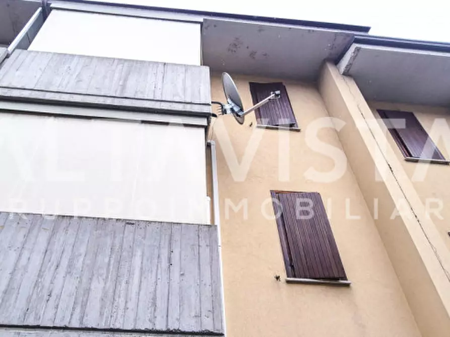 Immagine 21 di Villa in vendita  in Via Papa Ercoliano a Desenzano Del Garda