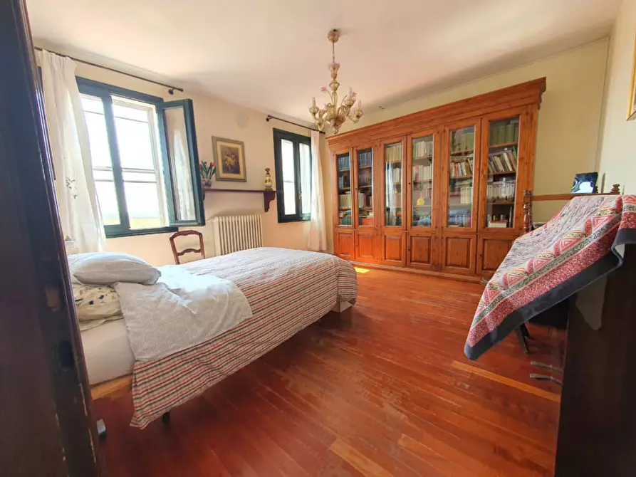 Immagine 11 di Rustico / casale in vendita  a Cavarzere