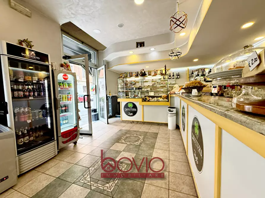 Immagine 2 di Attività commerciale in vendita  in Via Frejus n°117/a a Torino
