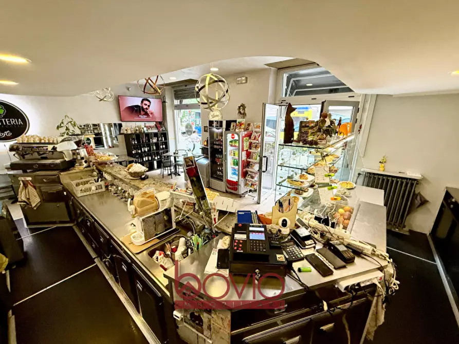 Immagine 17 di Attività commerciale in vendita  in Via Frejus n°117/a a Torino