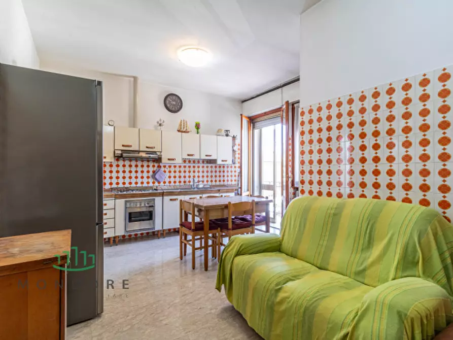 Immagine 6 di Palazzo in vendita  in Via Chiesa a Castel Maggiore