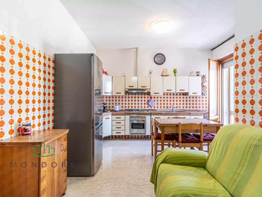 Immagine 7 di Palazzo in vendita  in Via Chiesa a Castel Maggiore