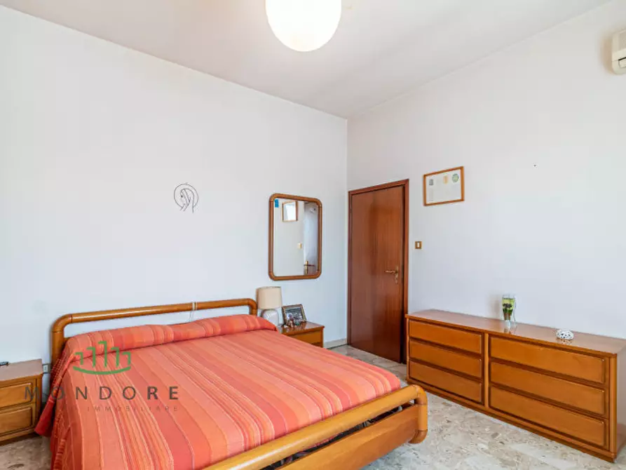 Immagine 12 di Palazzo in vendita  in Via Chiesa a Castel Maggiore