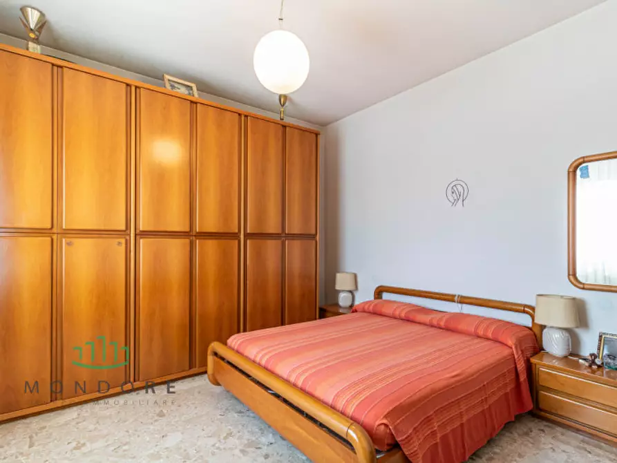 Immagine 13 di Palazzo in vendita  in Via Chiesa a Castel Maggiore