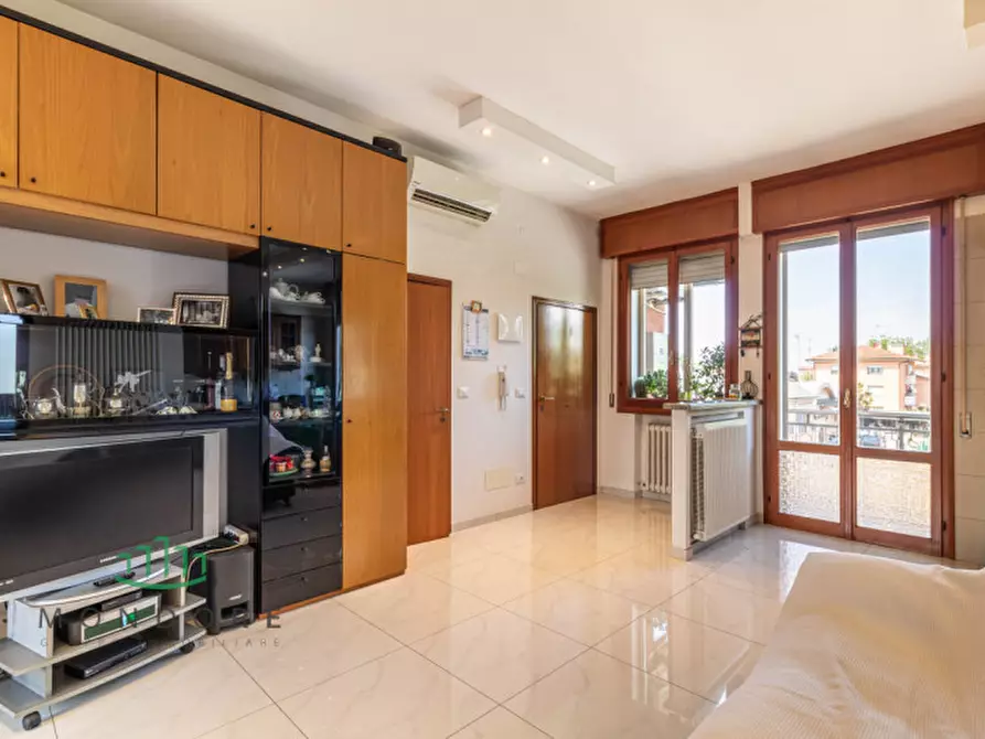 Immagine 23 di Palazzo in vendita  in Via Chiesa a Castel Maggiore