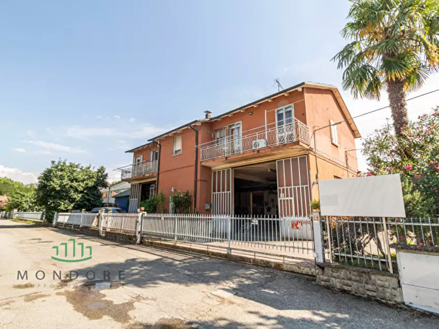 Immagine 36 di Palazzo in vendita  in Via Chiesa a Castel Maggiore