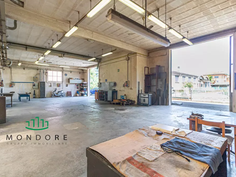 Immagine 39 di Palazzo in vendita  in Via Chiesa a Castel Maggiore