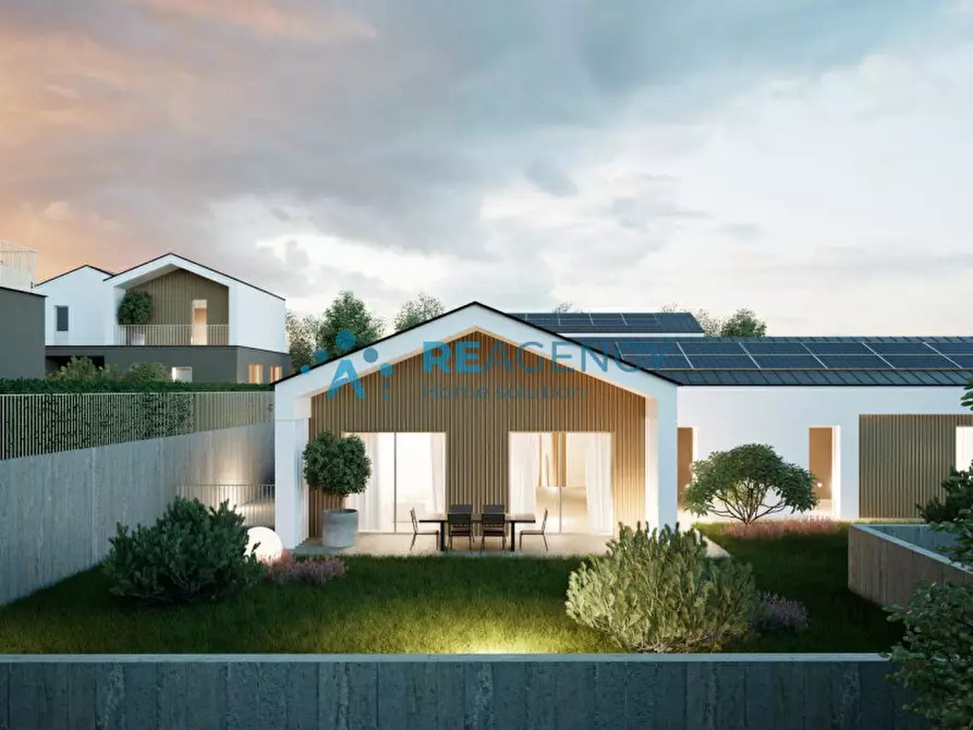 Immagine 4 di Villa in vendita  in Via Roma a Altavilla Vicentina