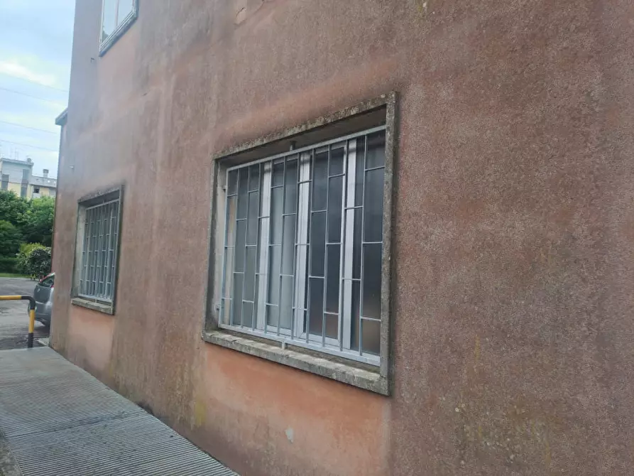 Immagine 4 di Ufficio in vendita  in Piazza Carli a Montecchio Maggiore