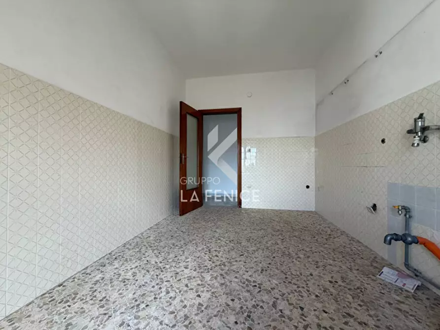 Immagine 15 di Appartamento in vendita  in Via Trento 163 a Martina Franca