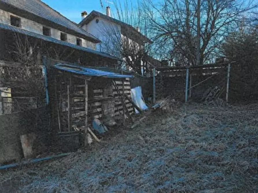 Immagine 3 di Casa indipendente in vendita  in Via Marcador a Borgo Valbelluna