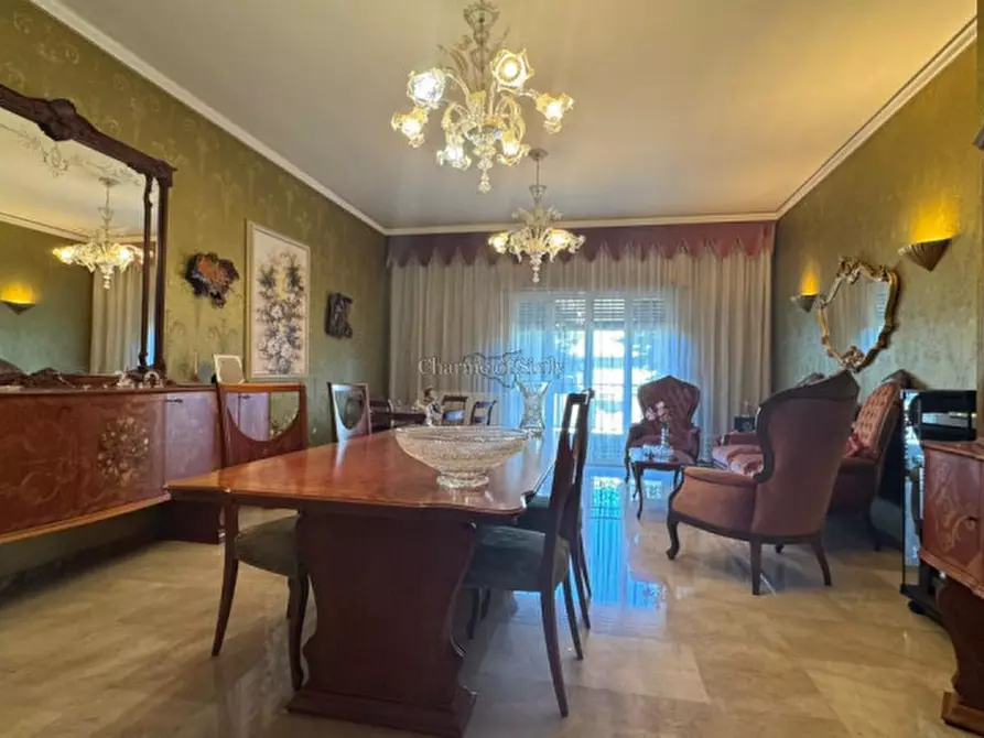 Immagine 4 di Appartamento in vendita  in Viale Napoleone Colajanni a Ragusa