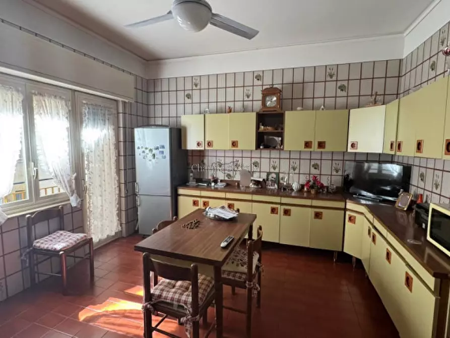 Immagine 5 di Appartamento in vendita  in Viale Napoleone Colajanni a Ragusa