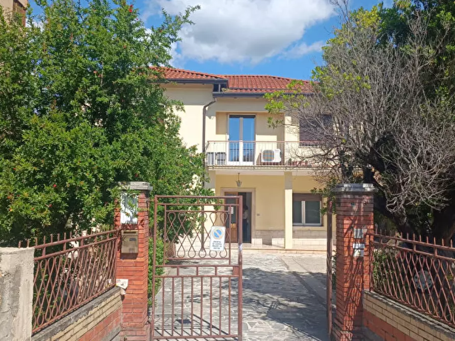 Immagine 2 di Casa indipendente in vendita  in VIALE SAN DOMENICO a Sora