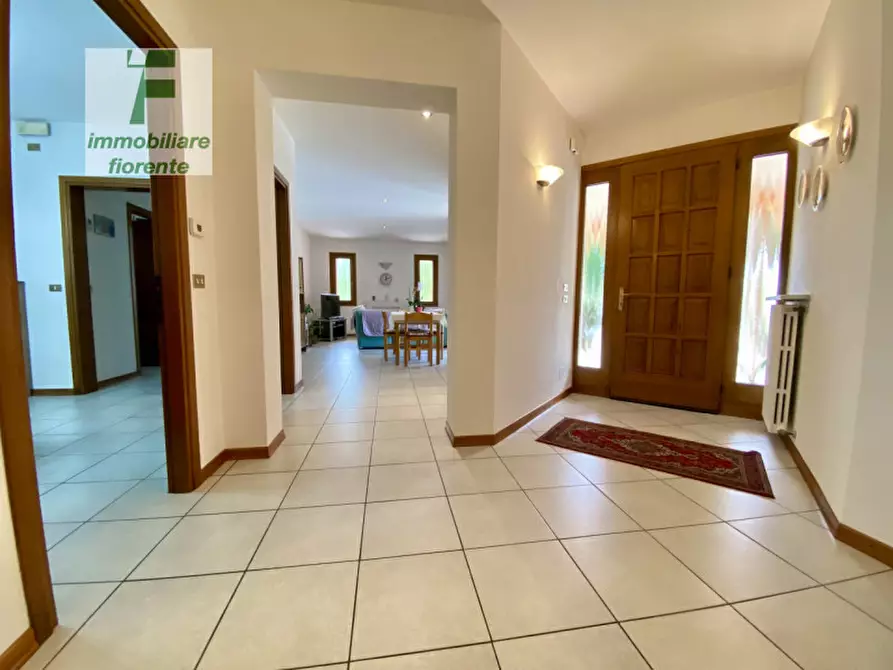 Immagine 1 di Casa indipendente in vendita  in VIA LAURO a Cadoneghe