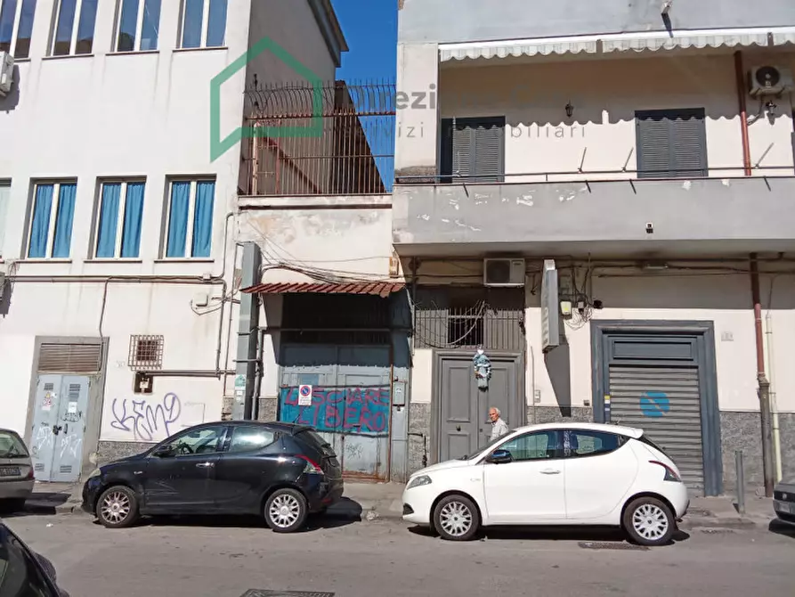 Immagine 7 di Palazzo in vendita  in Via Generale Pianell 1 c a Napoli