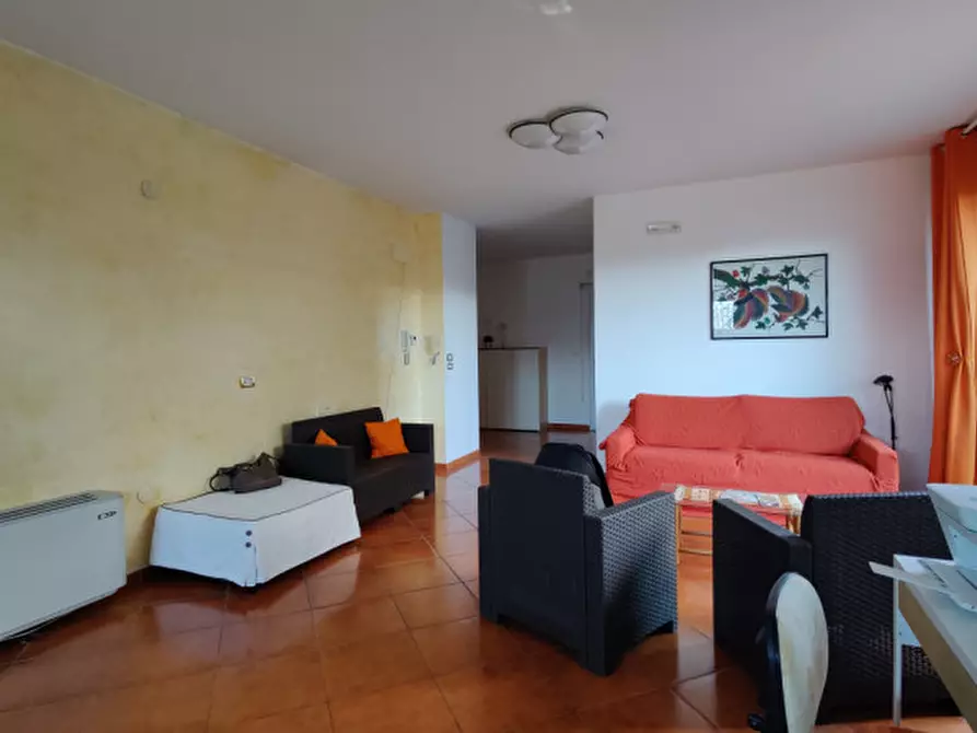 Immagine 3 di Appartamento in vendita  in Via Panoramica a Salerno