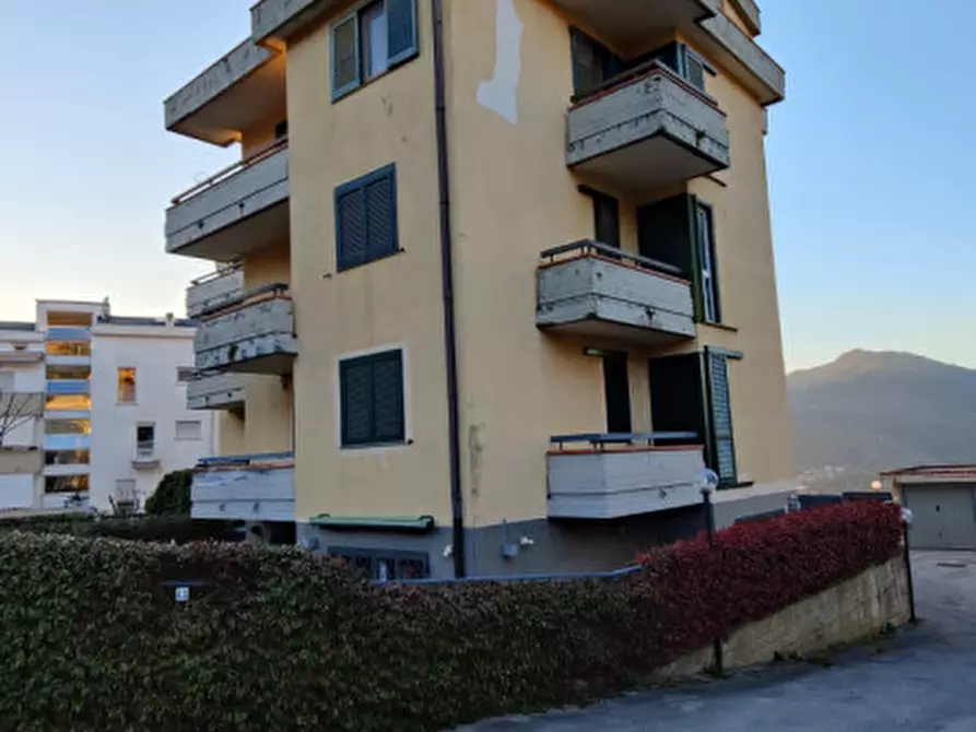 Immagine 19 di Appartamento in vendita  in Via Panoramica a Salerno