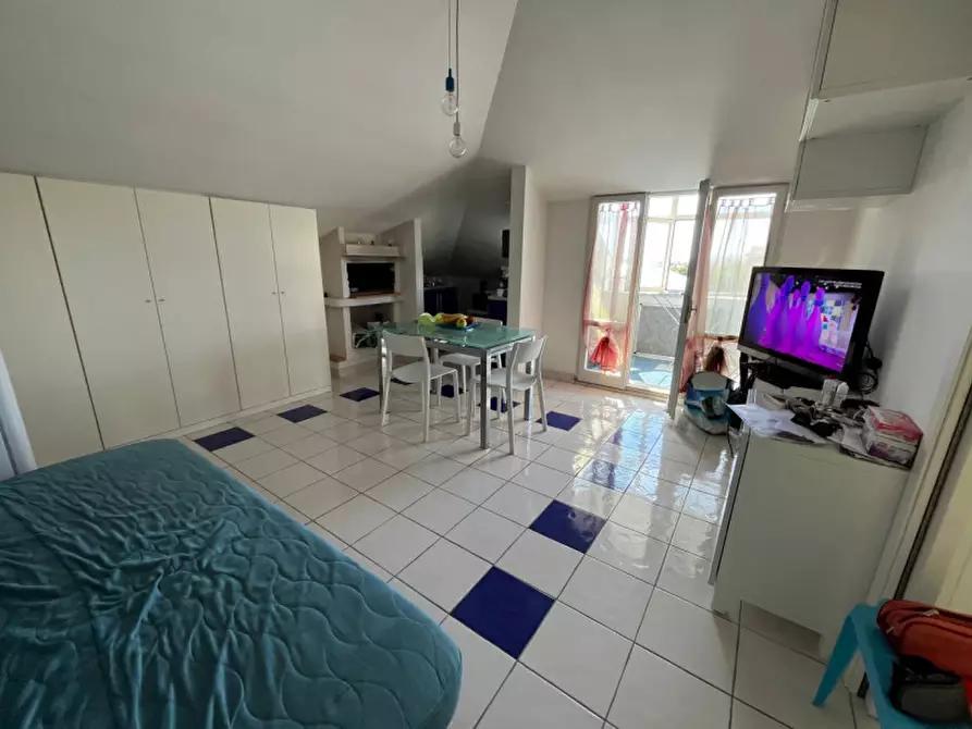 Immagine 10 di Appartamento in vendita  in VIA GARIBALDI a Senigallia