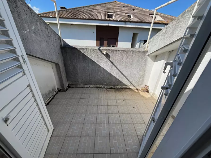 Immagine 12 di Appartamento in vendita  in VIA GARIBALDI a Senigallia