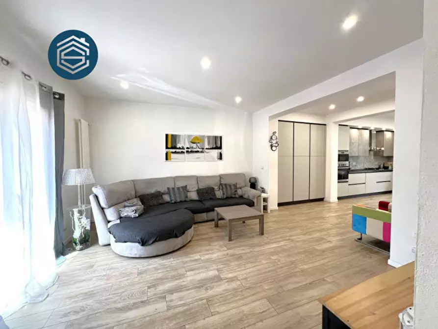 Immagine 10 di Casa indipendente in vendita  in Via dei Bruni 1 a Campi Bisenzio