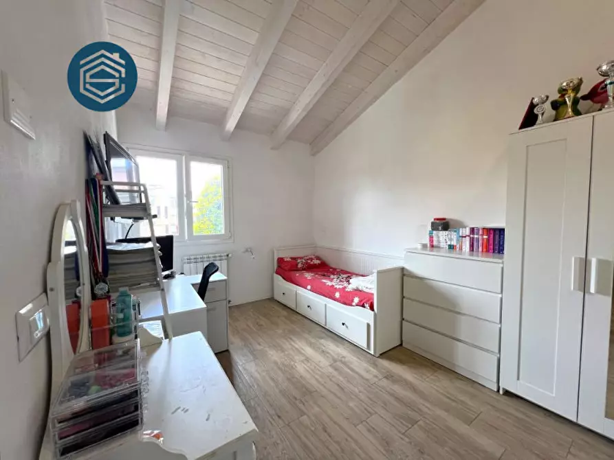 Immagine 20 di Casa indipendente in vendita  in Via dei Bruni 1 a Campi Bisenzio