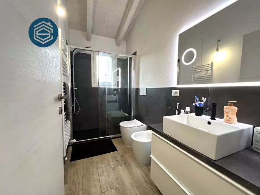 Immagine 22 di Casa indipendente in vendita  in Via dei Bruni 1 a Campi Bisenzio