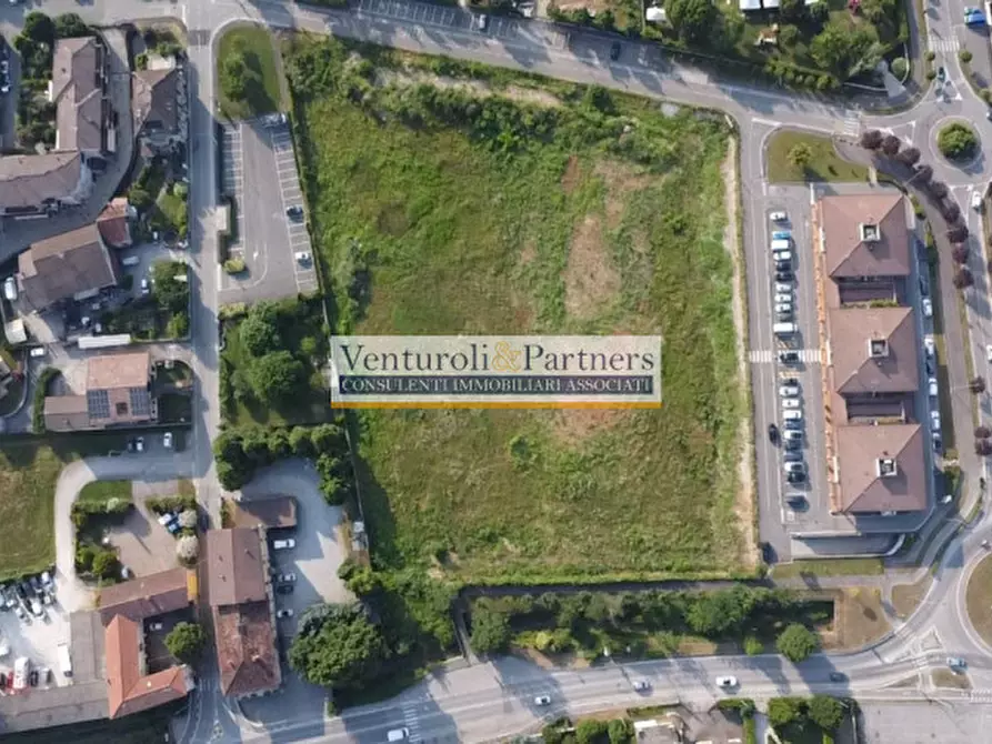 Immagine 2 di Terreno in vendita  in Via Luca Marenzio a Cazzago San Martino