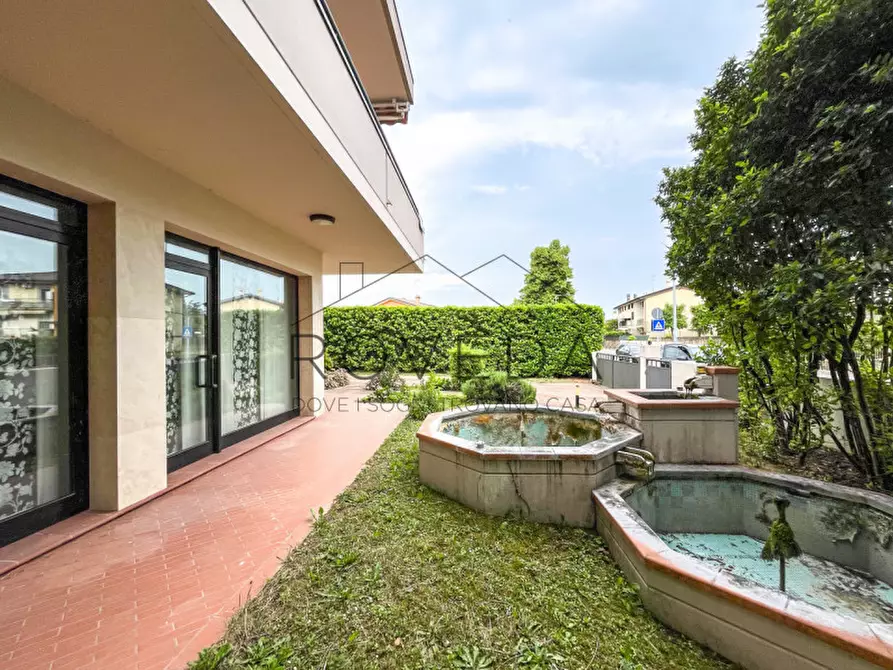 Immagine 5 di Casa indipendente in vendita  in Via Risorgimento a Quinto Di Treviso