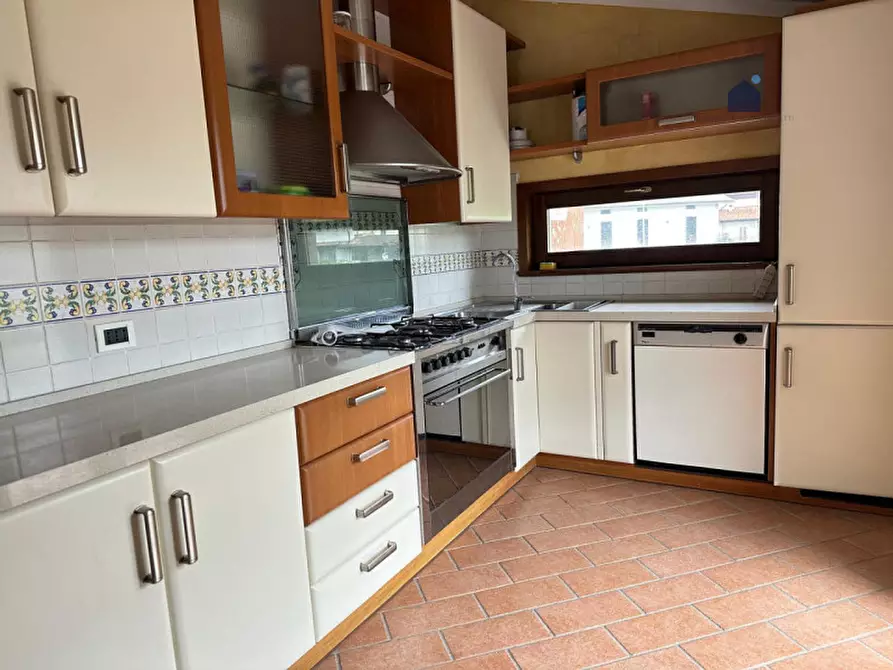 Immagine 1 di Appartamento in vendita  in via xxv aprile a Serle