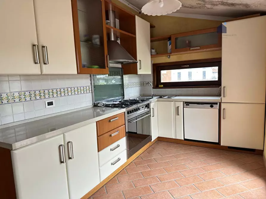 Immagine 3 di Appartamento in vendita  in via xxv aprile a Serle