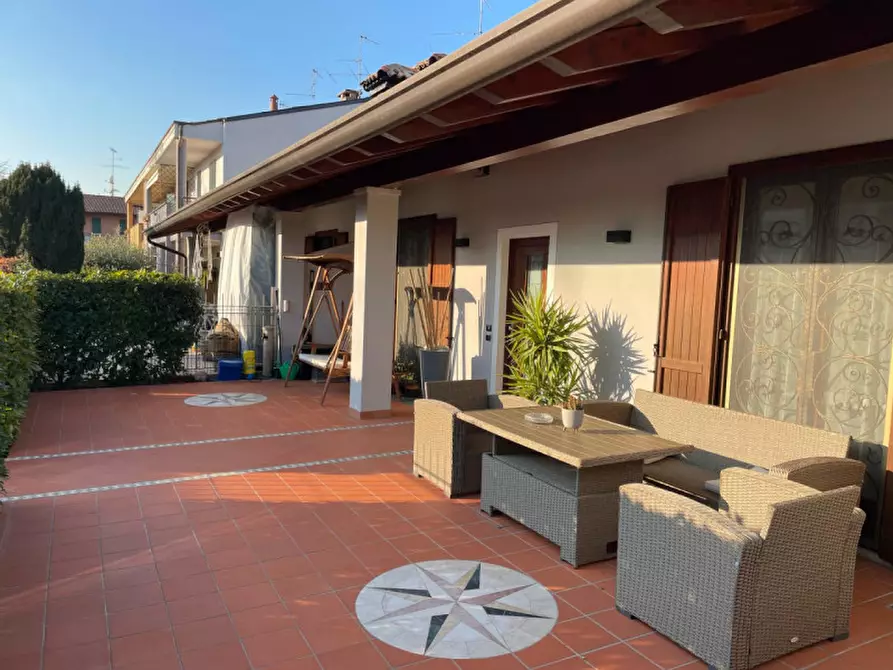 Immagine 1 di Casa bifamiliare in vendita  in cia carlo alberto a Calcinato