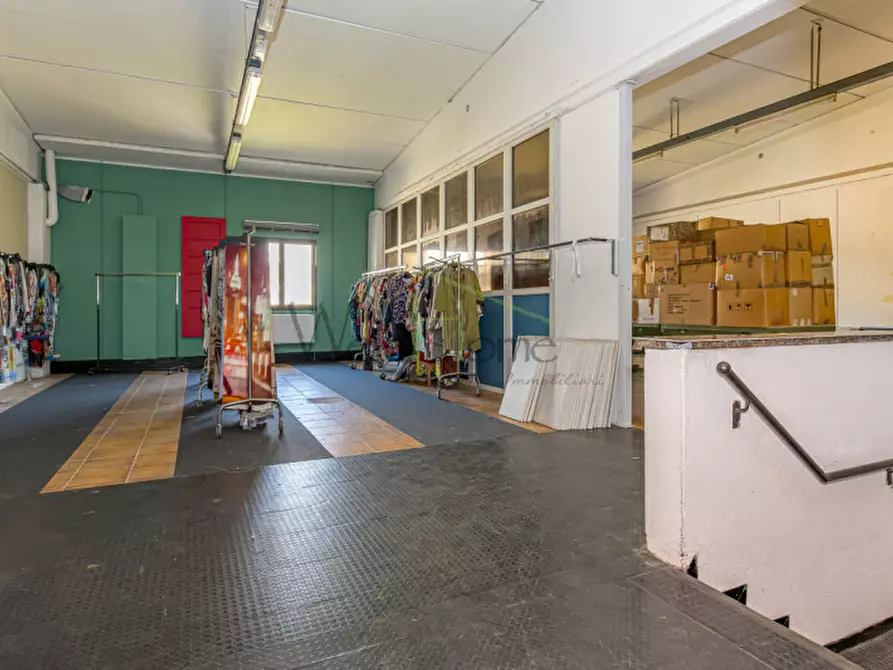 Immagine 25 di Capannone industriale in affitto  a Tavernerio