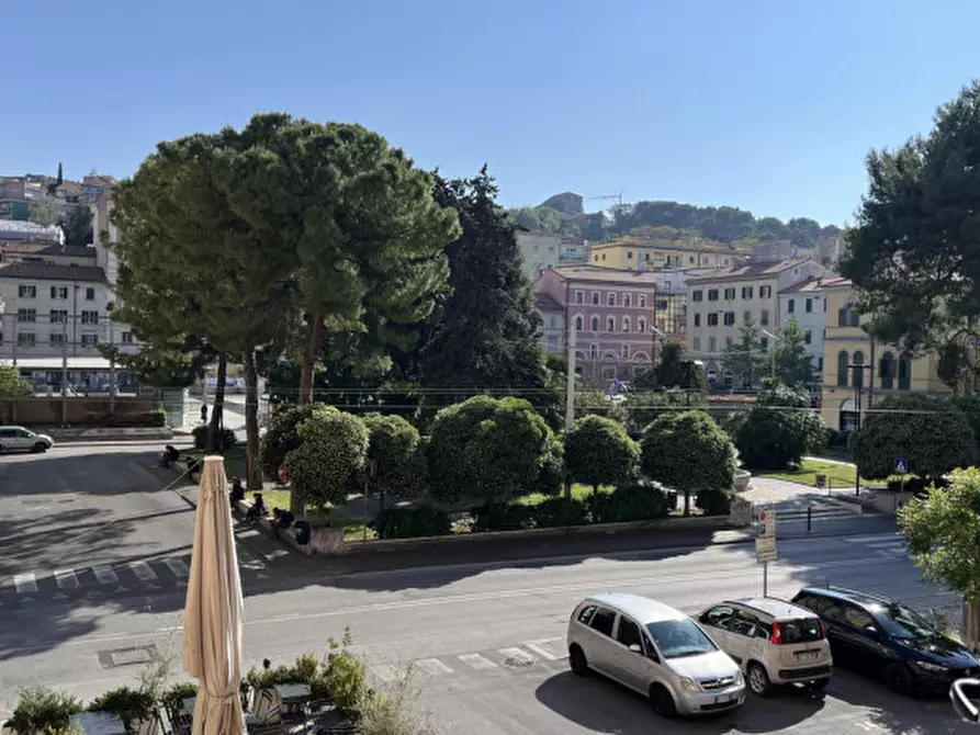 Immagine 1 di Appartamento in vendita  in PIAZZA STAMIRA a Ancona