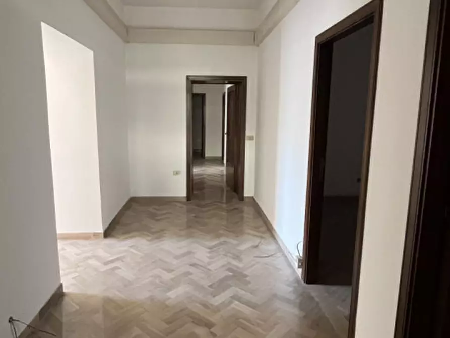 Immagine 2 di Appartamento in vendita  in PIAZZA STAMIRA a Ancona