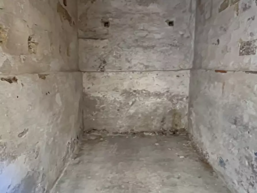 Immagine 20 di Appartamento in vendita  in PIAZZA STAMIRA a Ancona