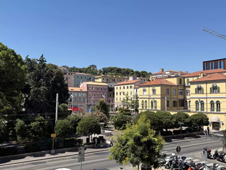 Immagine 28 di Appartamento in vendita  in PIAZZA STAMIRA a Ancona