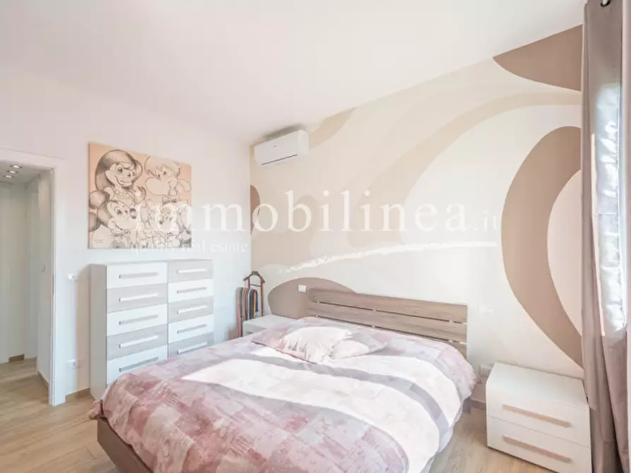 Immagine 9 di Villa in vendita  in via paiari a Lazise