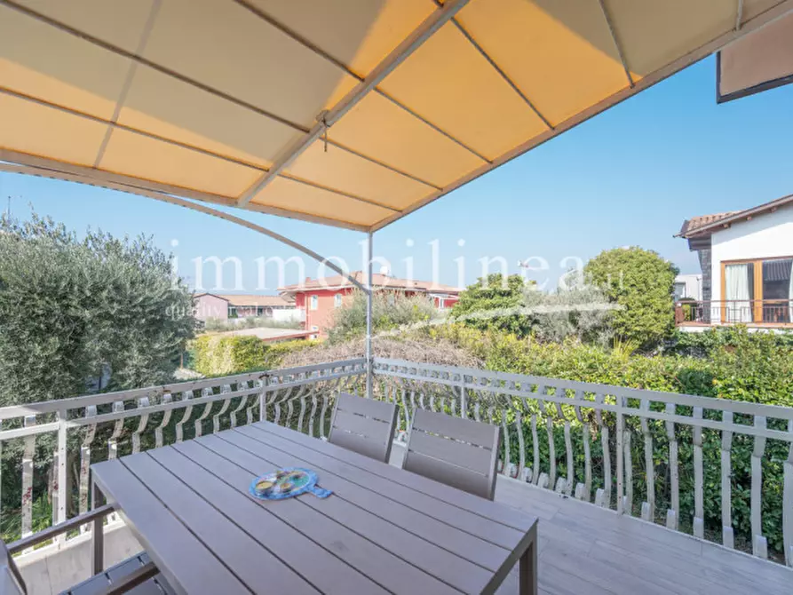 Immagine 11 di Villa in vendita  in via paiari a Lazise