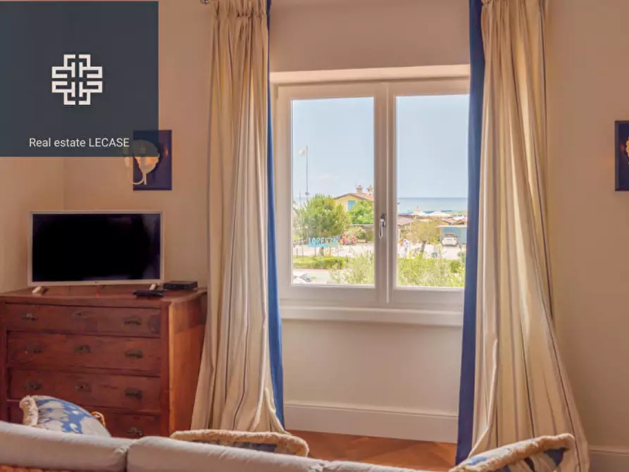 Immagine 7 di Villa in affitto  in Viale della Repubblica a Forte Dei Marmi