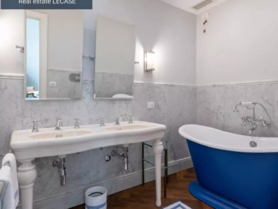 Immagine 10 di Villa in affitto  in Viale della Repubblica a Forte Dei Marmi