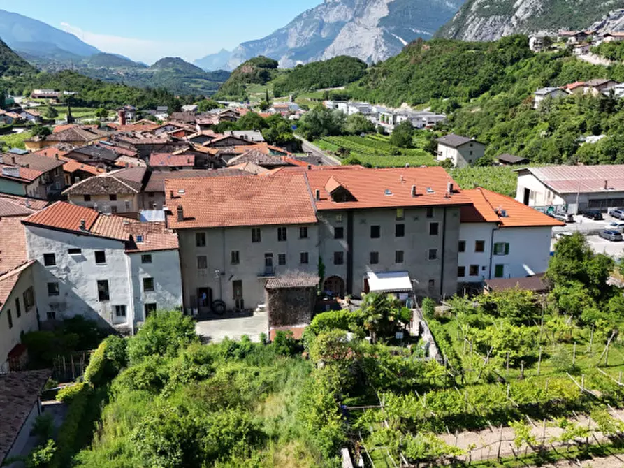 Immagine 1 di Casa indipendente in vendita  a Trento