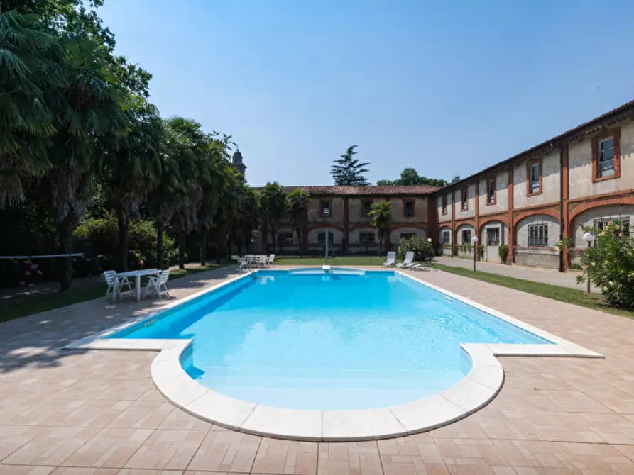 Immagine 1 di Villa in vendita  in Via Quattro Novembre a San Gervasio Bresciano