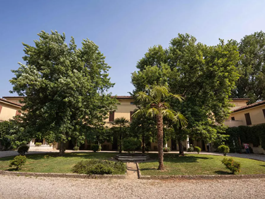 Immagine 3 di Villa in vendita  in Via Quattro Novembre a San Gervasio Bresciano