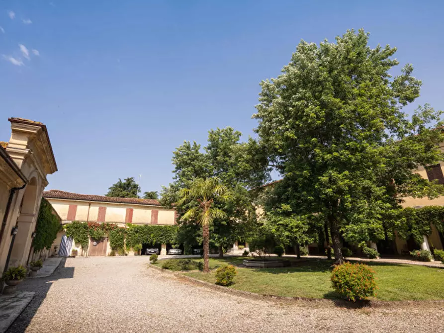 Immagine 26 di Villa in vendita  in Via Quattro Novembre a San Gervasio Bresciano