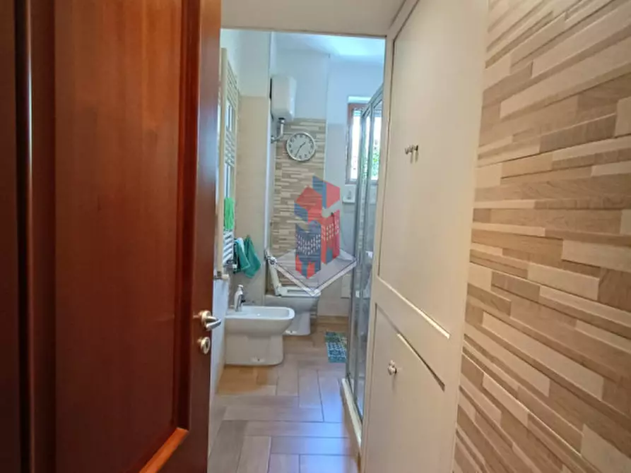 Immagine 12 di Appartamento in vendita  in VIA B.CAVALLINO a Napoli