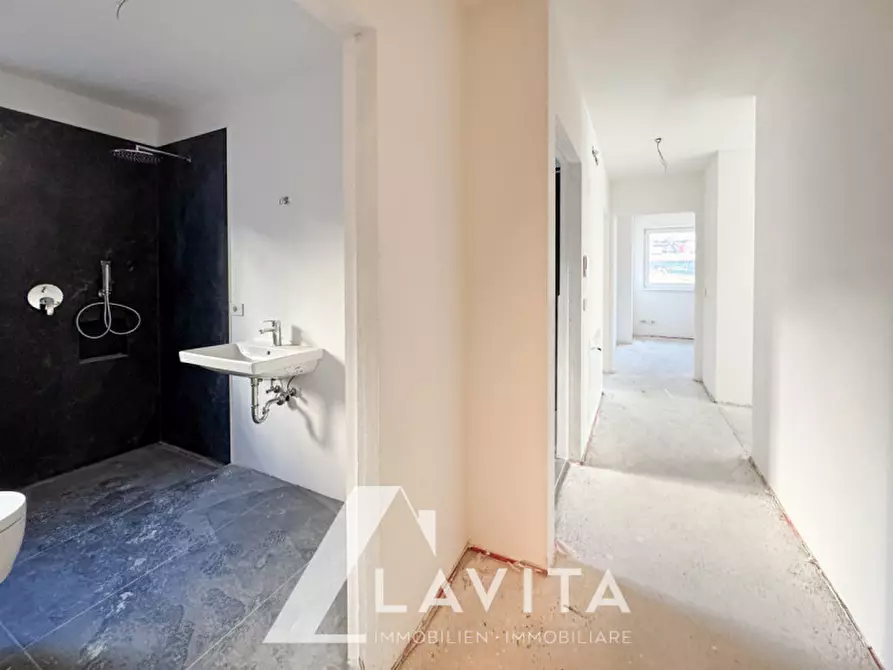 Immagine 4 di Appartamento in vendita  in Via delle Querce a Montagna .Montan.