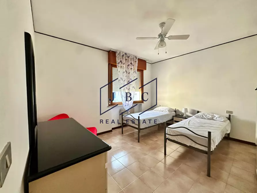 Immagine 12 di Appartamento in vendita  in Via Aldo Moro 7 a Jesolo